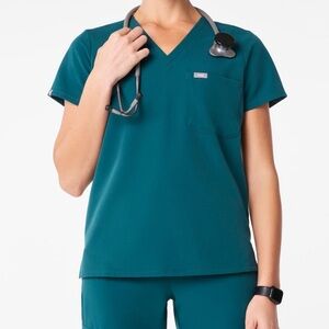 Figs Caribbean Blue Catarina Scrub Top